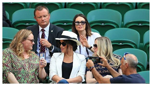 狼队门将鲁 狼队门将鲁